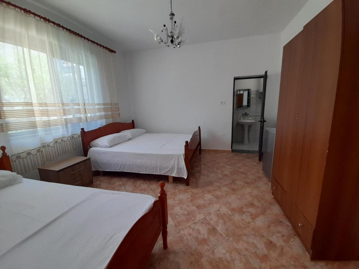 Villa Kurti ดูร์เรส ภายนอก รูปภาพ