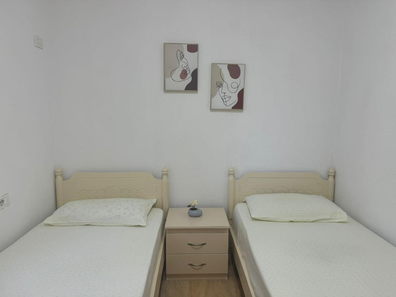 Villa Kurti ดูร์เรส ภายนอก รูปภาพ
